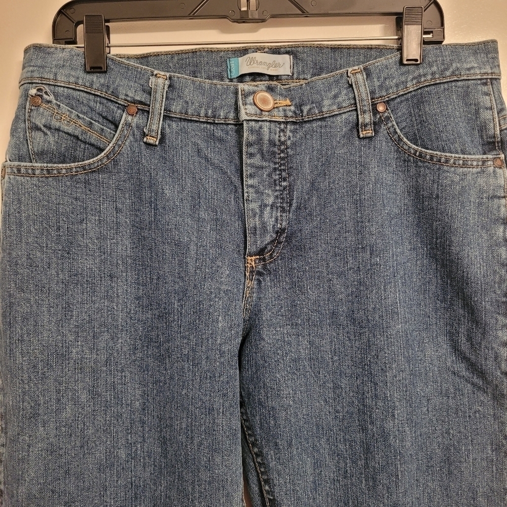 Wrangler Cowgirl Cut Classic Blue Denim Women's Jeans 11/12X32 western rodeo - Picture 3 of 16